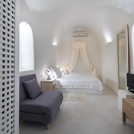 Вилла Christina'S Cave House Тира Экстерьер фото