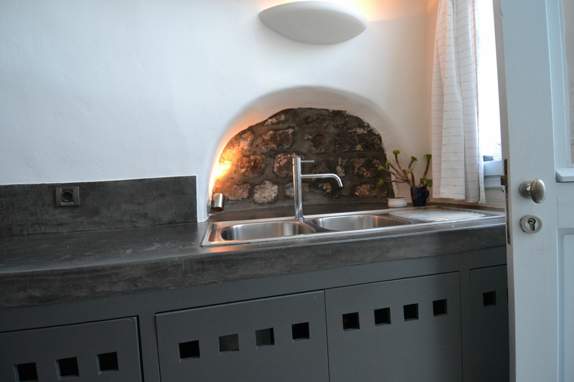 Вилла Christina'S Cave House Тира Экстерьер фото