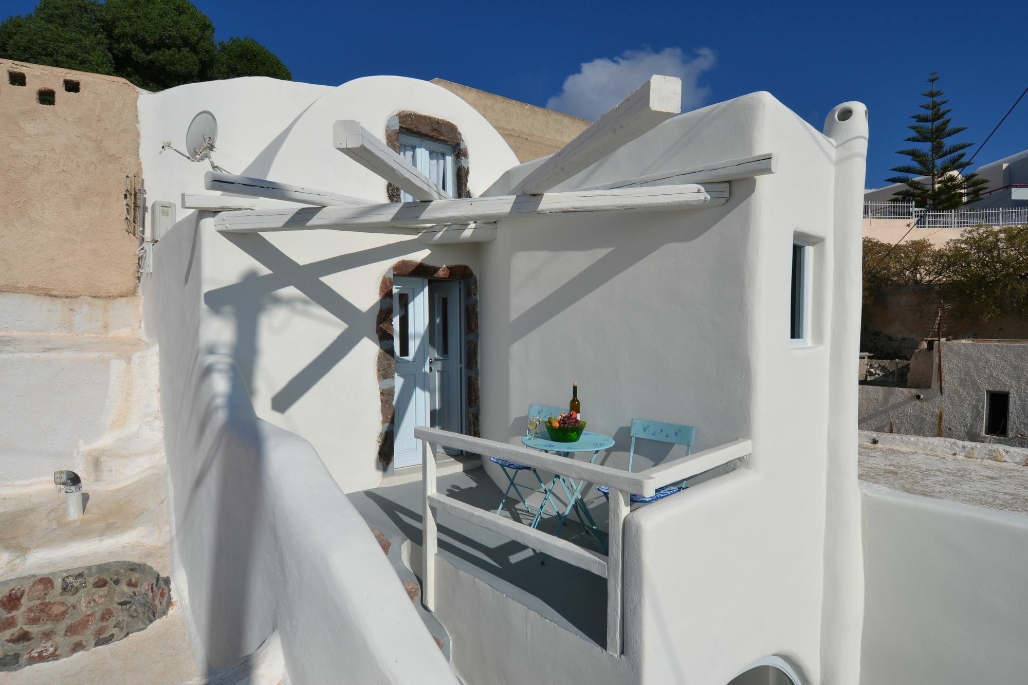 Вилла Christina'S Cave House Тира Экстерьер фото