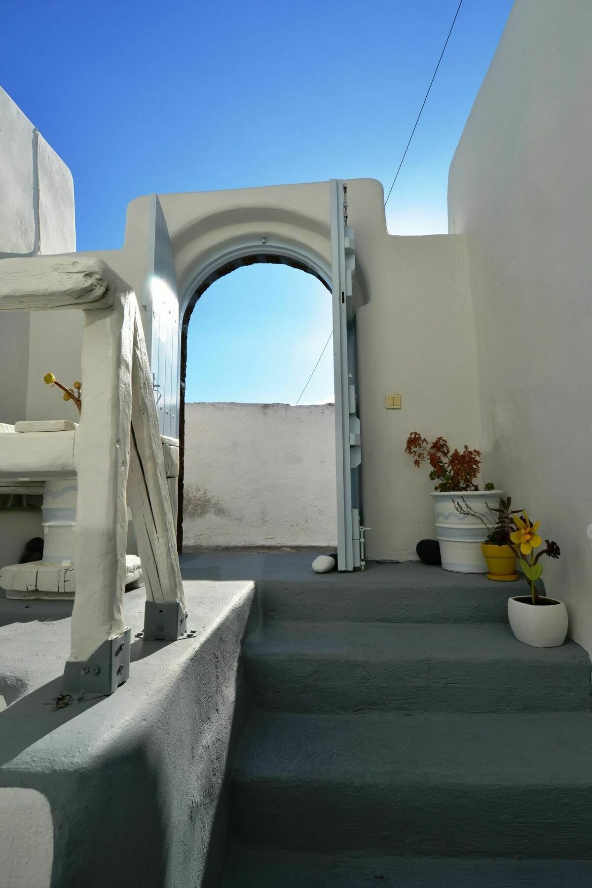 Вилла Christina'S Cave House Тира Экстерьер фото